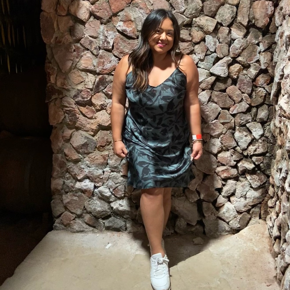 Chic Teal & Black Print Dress – Size 10